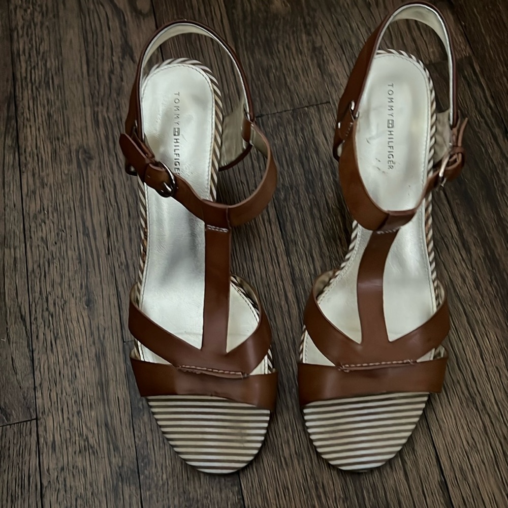 Tommy Hilfiger Brown Sandals - Size 8.5